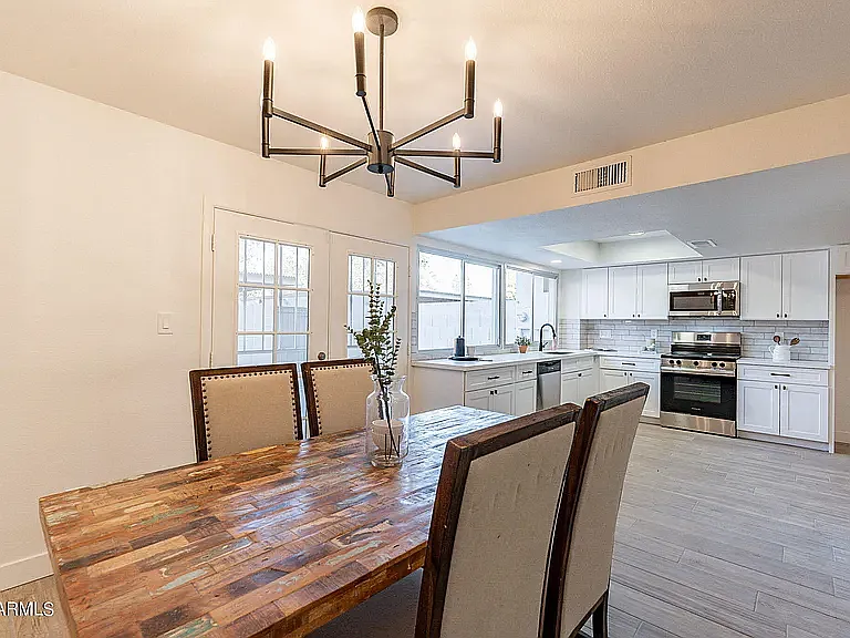 4030 N Granite Reef Rd — Photo 8