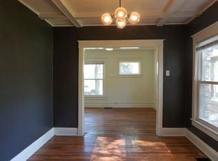 617 E 40th St, Kansas City, MO 64110