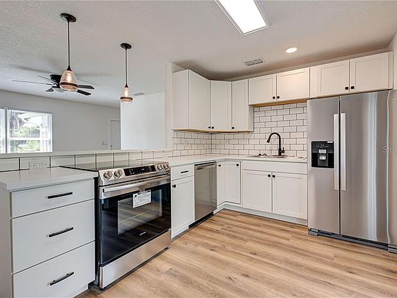 3rd image of 9350 Prospect Ave