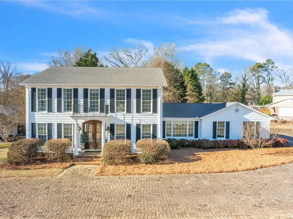 101 Cardiff Ct, Easley, SC 29642