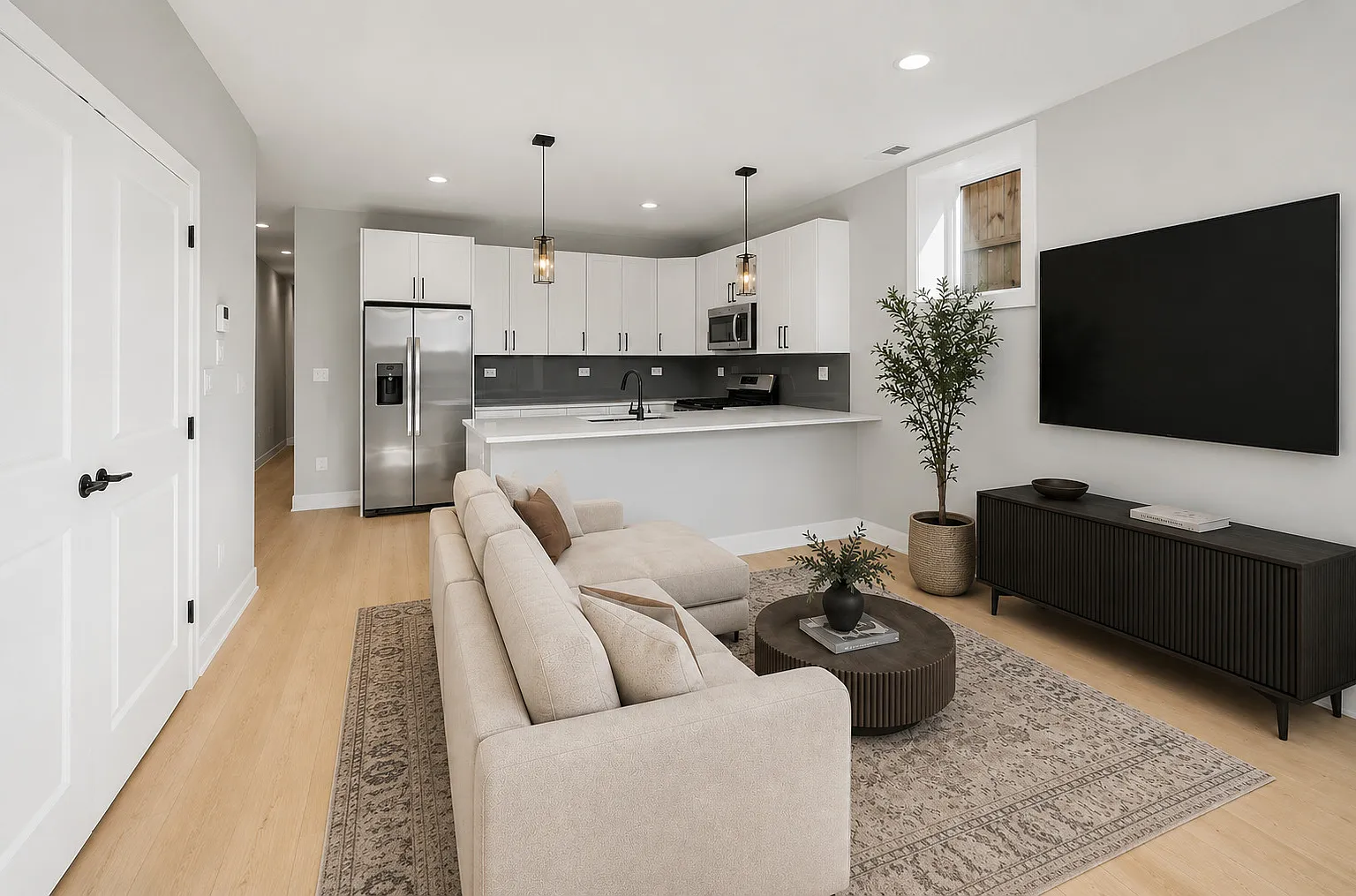 2 bed, $2,100 — Photo 2