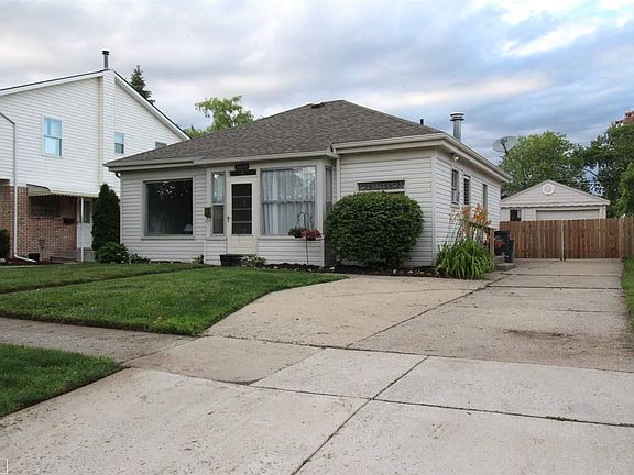 3rd image of 23225 Doremus St