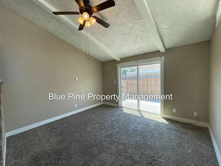 1201 N Skyline Dr #2 — Photo 3