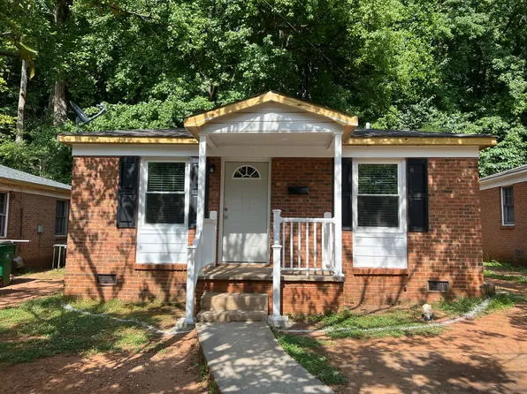 1800 McDonald St, Charlotte, NC 28216