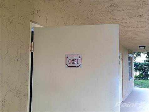 1st image of 95 NE 41st St APT O221