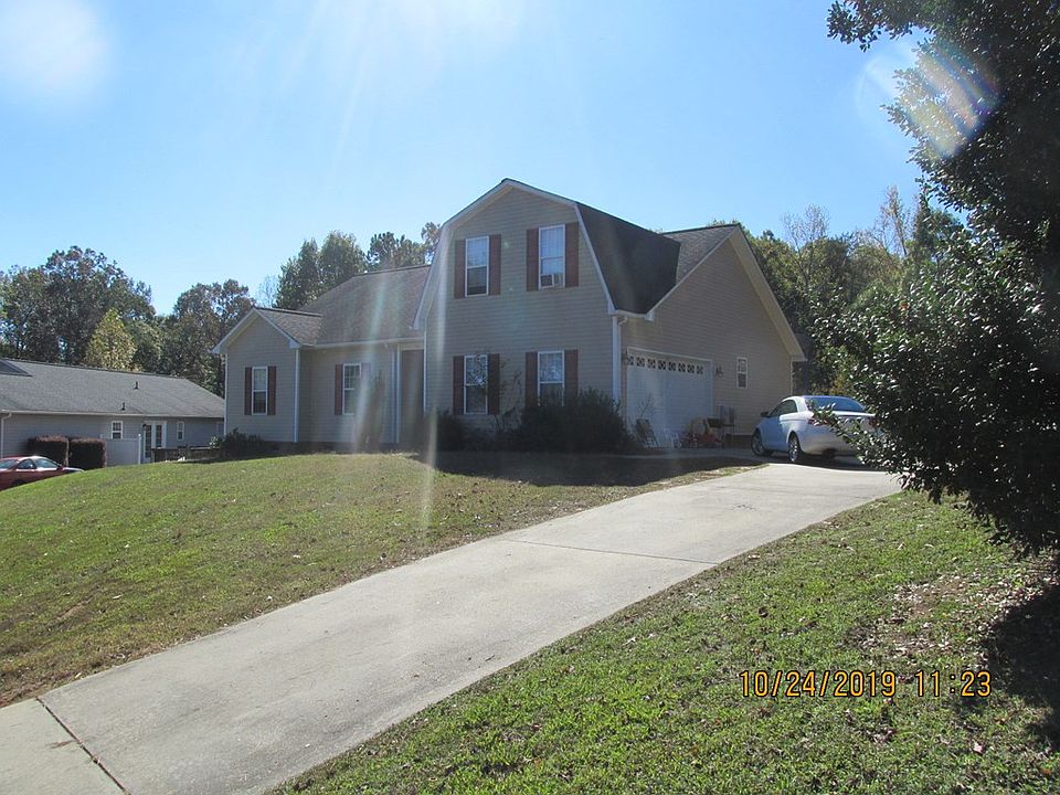 2nd image of 116 Valerie Dr