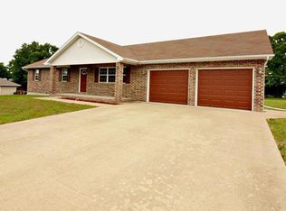 21170 Larson Rd, Waynesville, MO 65583