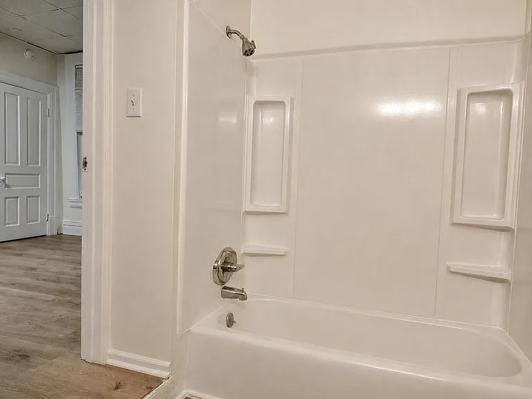 160 Constitution St #7 — Photo 7