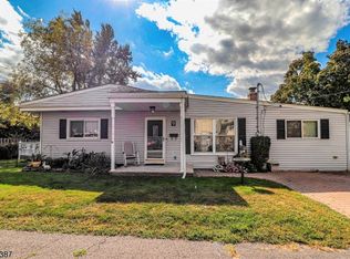 9 View St, Manville, NJ 08835