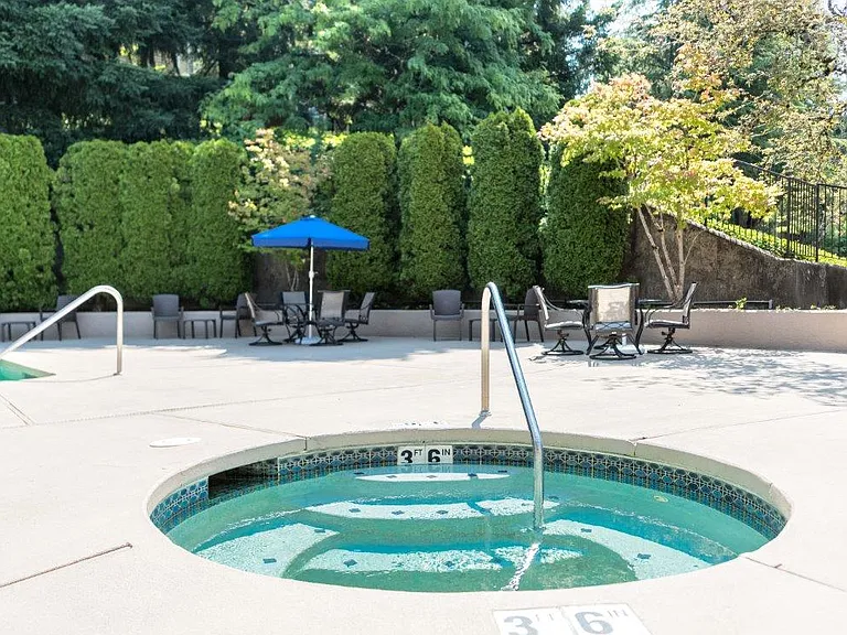 Townhomes with a View — Photo 24