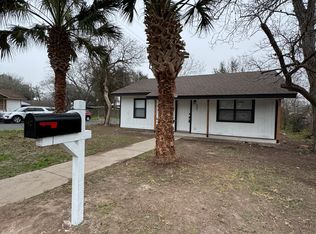 901 W Morales St, Beeville, TX 78102