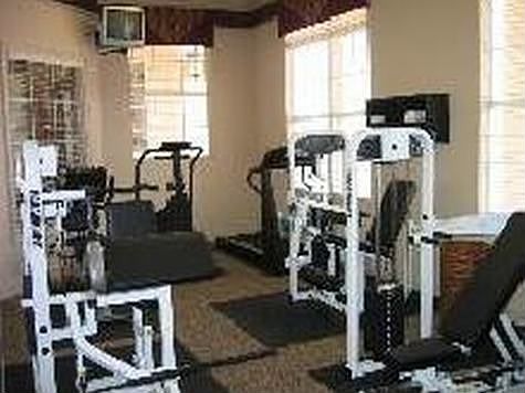 3rd image of 8425 Montravail Cir