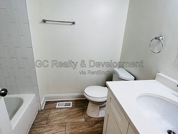 5th image of 3739 W Shakespeare Ave #1