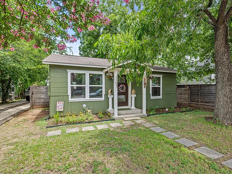 1103 Brass St #A — Photo 25