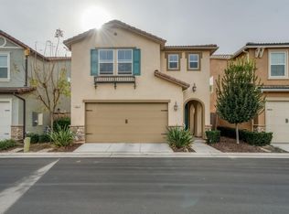 3221 W Nobility Dr, Fresno, CA