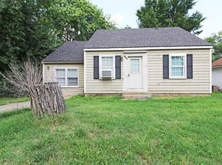 1462 S Oak Ave, Bartlesville, OK 74003