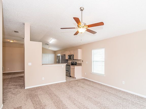 4th image of 1691 Northglen Cir