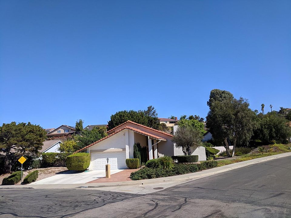 1st image of 12598 Perla Ct