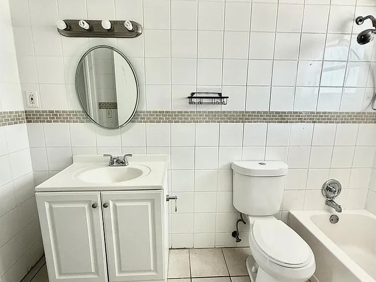 4500 N Flagler Dr #D9 — Photo 9