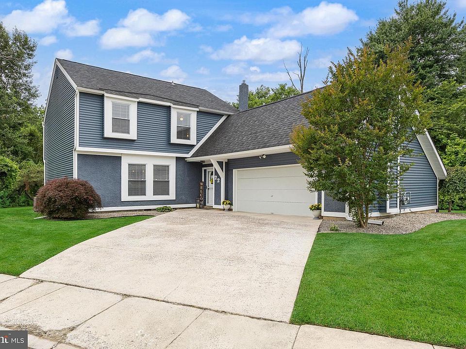 1st image of 22 Rose Ct