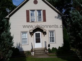 924 N Hickory St, Joliet, IL 60435