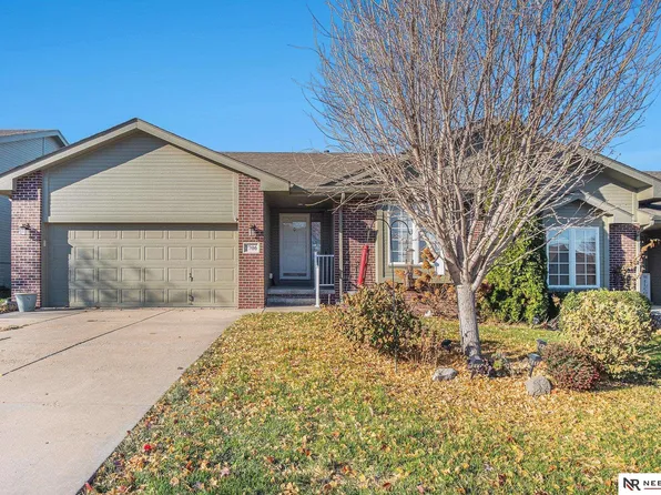 7706 S 162nd St, Omaha, NE 68136