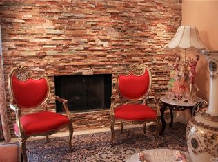 229 Downing Dr, Rialto, CA 92377
