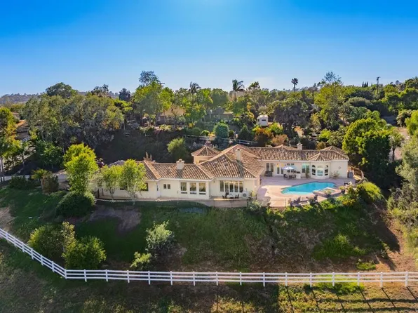 161 Lemon Grove Dr, Fallbrook, CA 92028