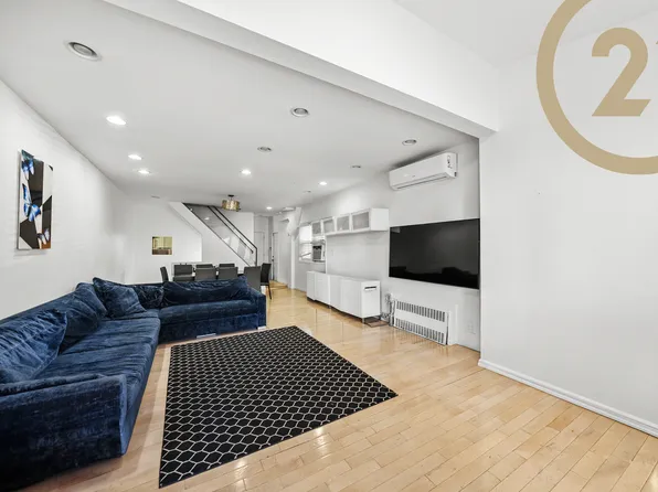 159 Lake Street image 4 of 15