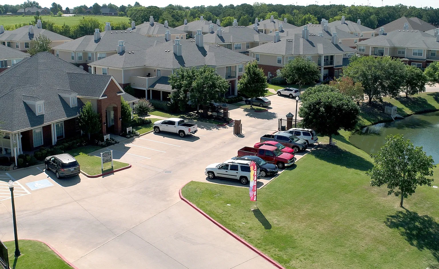 Stone Creek Apartments — Photo 3