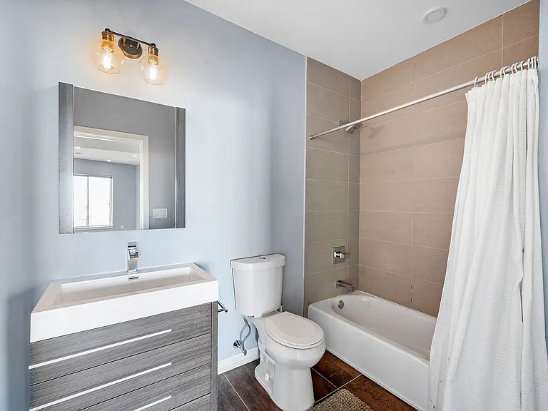1352 N 27th St - DPD 4676 Pyramid — Photo 24