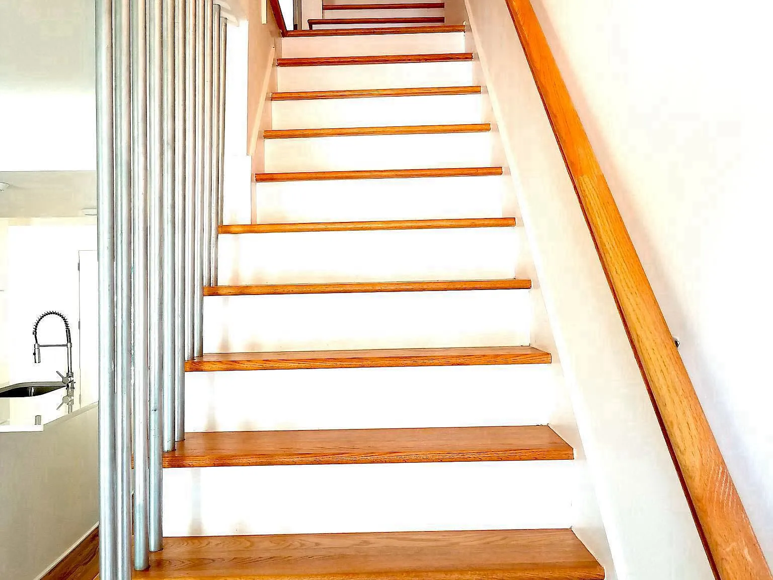 517 Weakley Ave — Photo 3