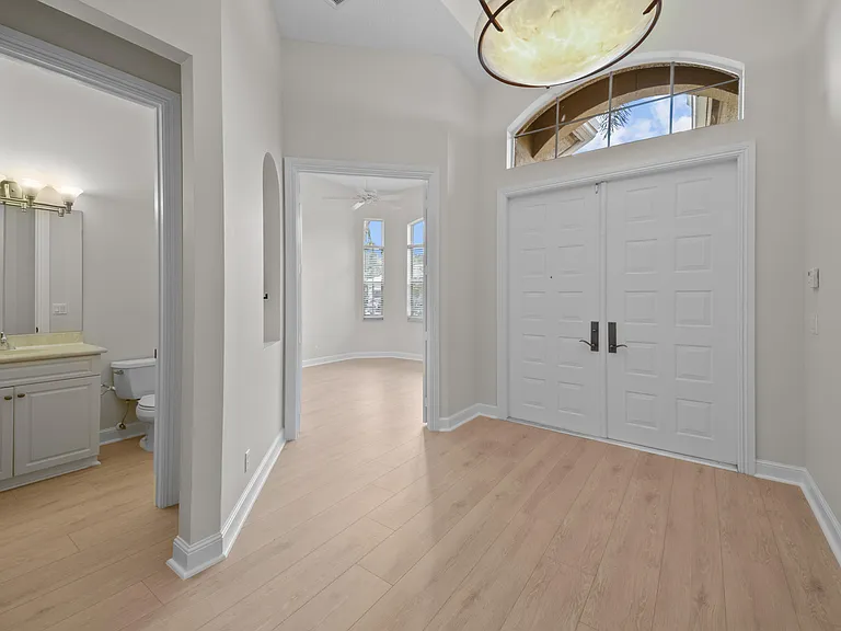 9875 Palma Vista Way — Photo 11