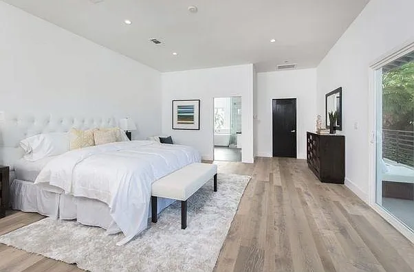 15672 Castlewoods Dr — Photo 24