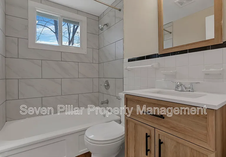 406 Beechtree Rd — Photo 11