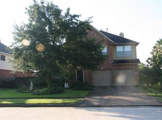 3611 Pine Valley Dr, Pearland, TX 77581