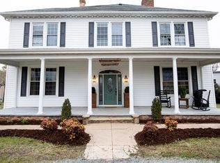 217 Railroad Ave, Farmville, VA 23960