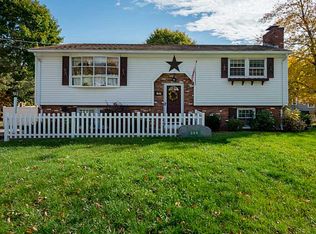 399 Central St, North Smithfield, RI 02896