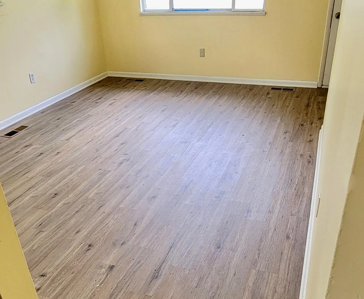 2900 Crehore St — Photo 2
