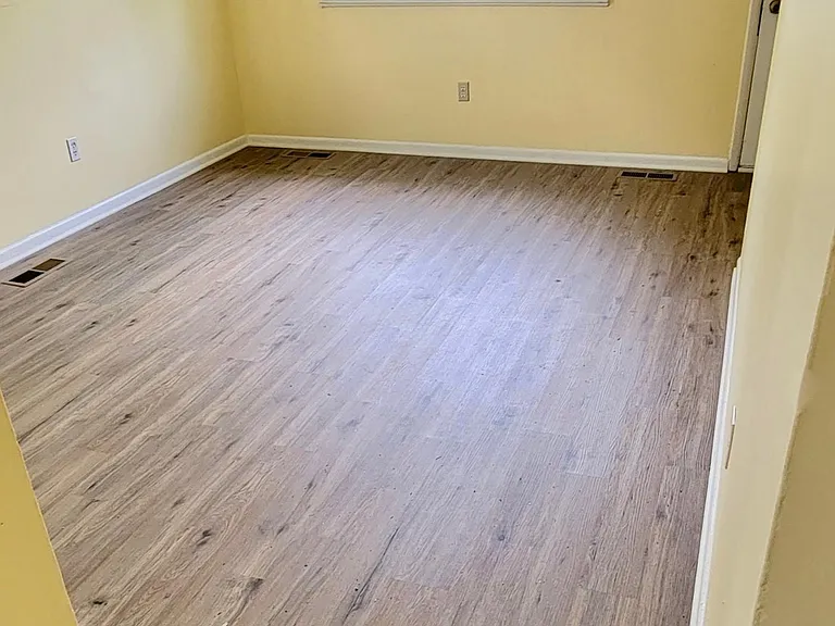 2900 Crehore St #2910 — Photo 2