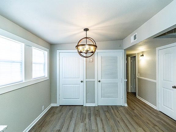 4th image of 2723 66th St