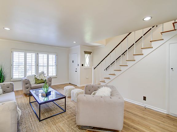 4th image of 1224 E Glenoaks Blvd APT 5
