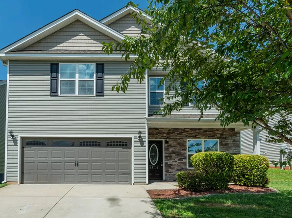 4416 Morning Ridge Ln, Winston Salem, NC 27101