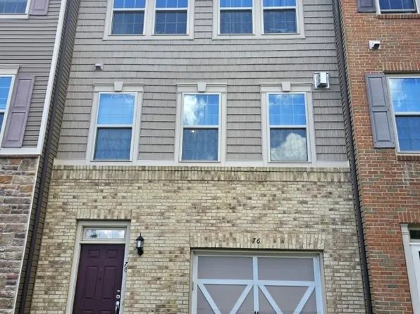 76 Albert Ct, Randolph, NJ 07869