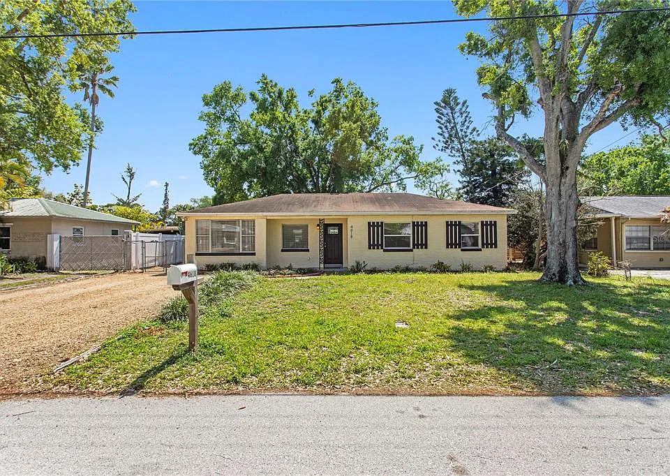 4618 W Bay Villa Ave