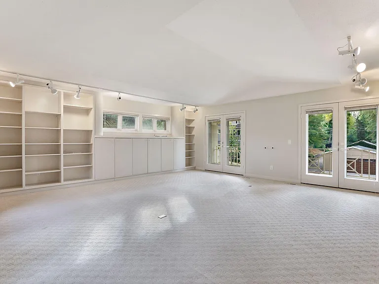 3721 Upton Ave S — Photo 9