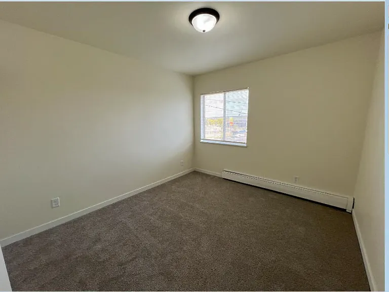 2222 Independence Ln #2 — Photo 11