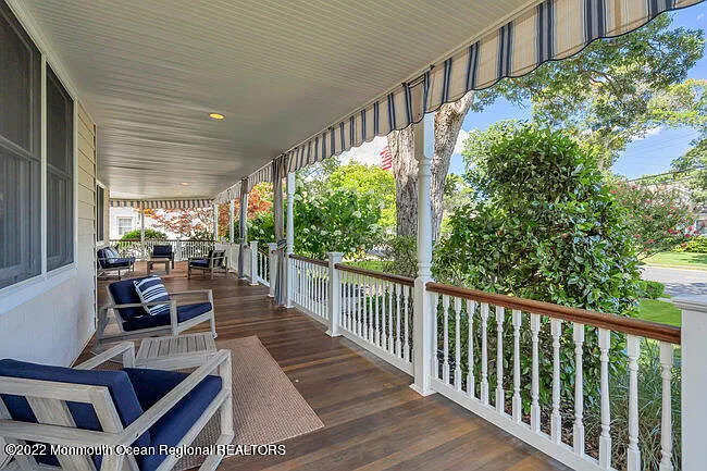 6 bed, 5.5 bath, $20,000 — Photo 3