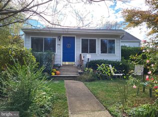 1902 Ware Rd, Falls Church, VA 22043