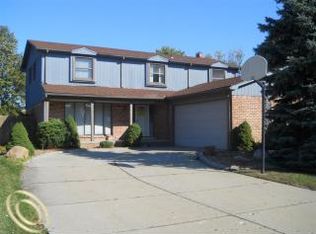 3405 Elmcrest Rd, Sterling Heights, MI 48310